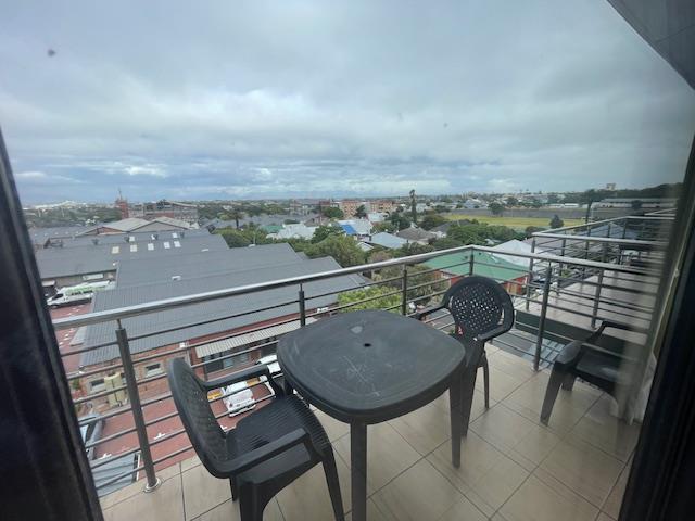 To Let 2 Bedroom Property for Rent in Observatory Western Cape